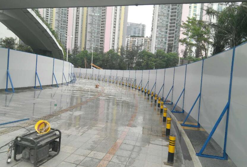 深圳工地施工彩鋼板圍擋的高度如何選定？有什么標準嗎