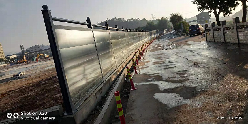 裝配式烤漆圍擋規(guī)格，工程圍擋廠家